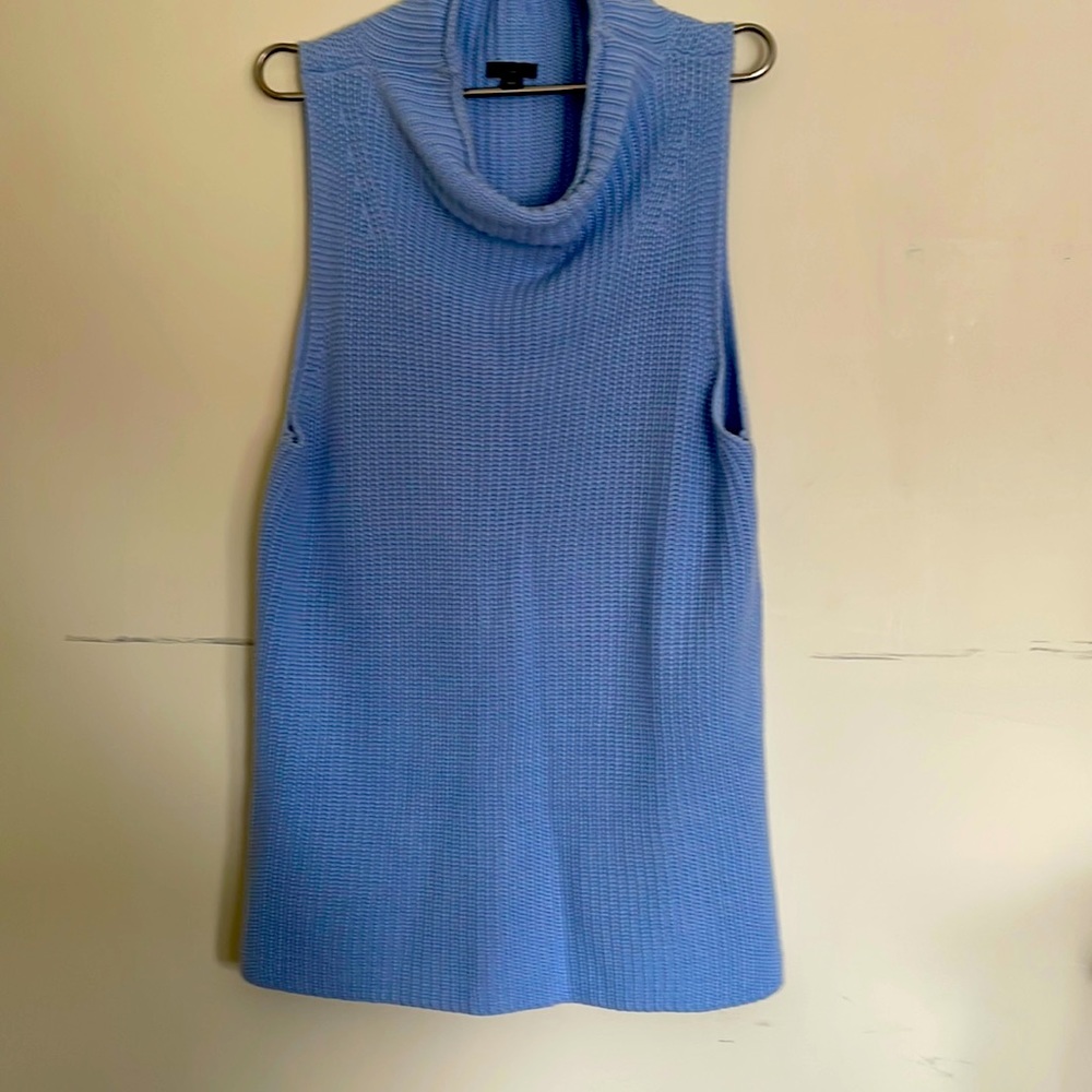 Sweater vest